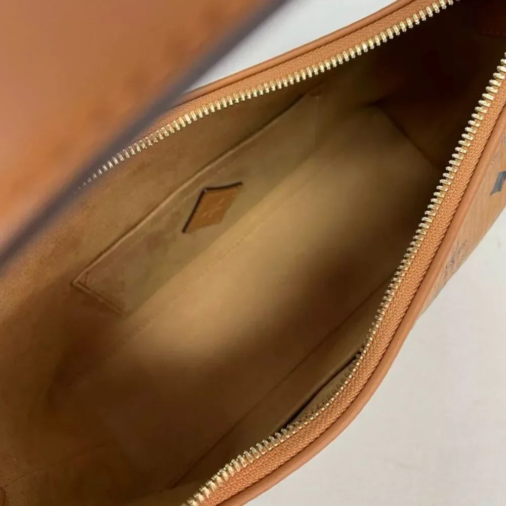 Mcm Women Pre-Loved Bag Brand New Condition - Picture 7 of 8